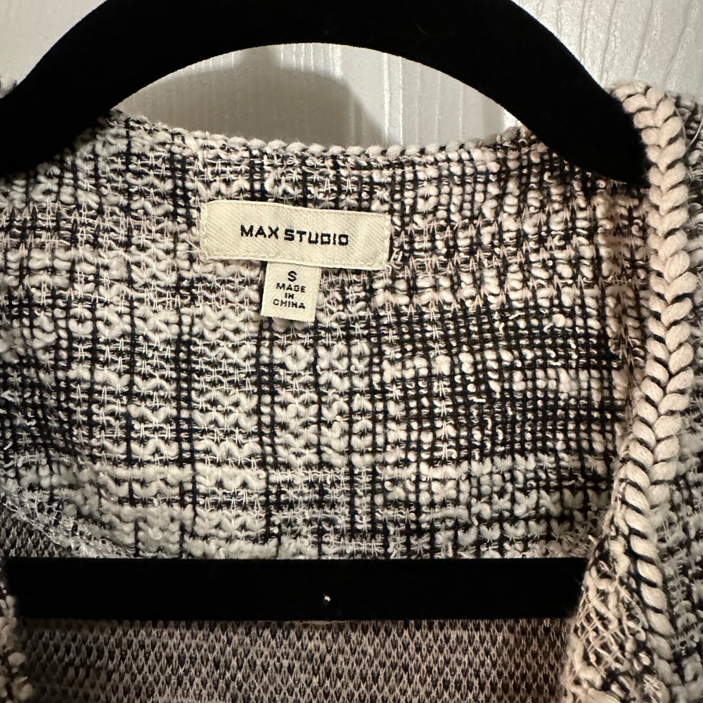 Max Studio Open Front Jacket. - image 3